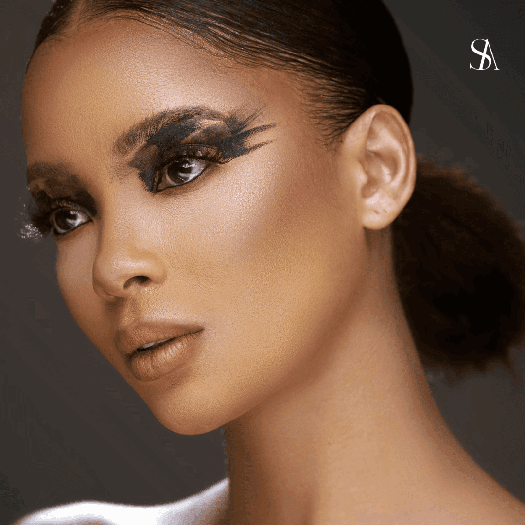 The Decline of Contouring: Embracing Natural Beauty and Features